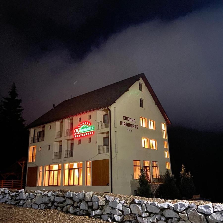Cabana Miramonte Vartop Arieseni Bagian luar foto